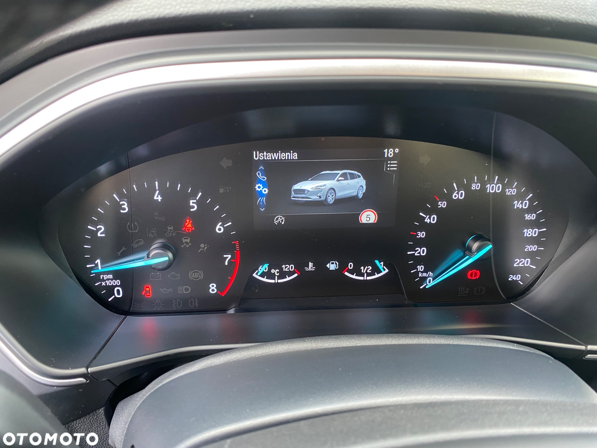 Ford Focus 1.0 EcoBoost Active Business - 4