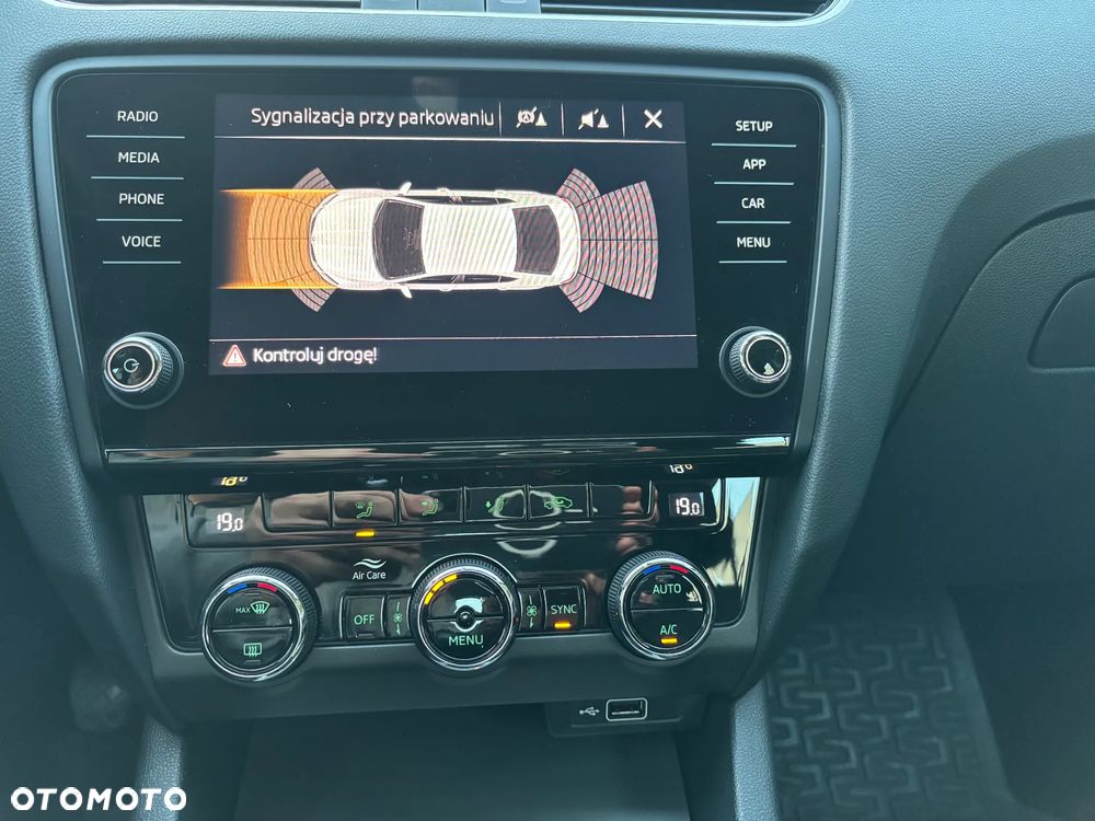 Skoda Octavia 1.6 TDI Ambition - 16