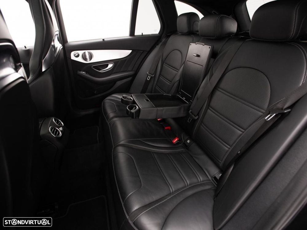 Mercedes-Benz C 63 AMG S - 11