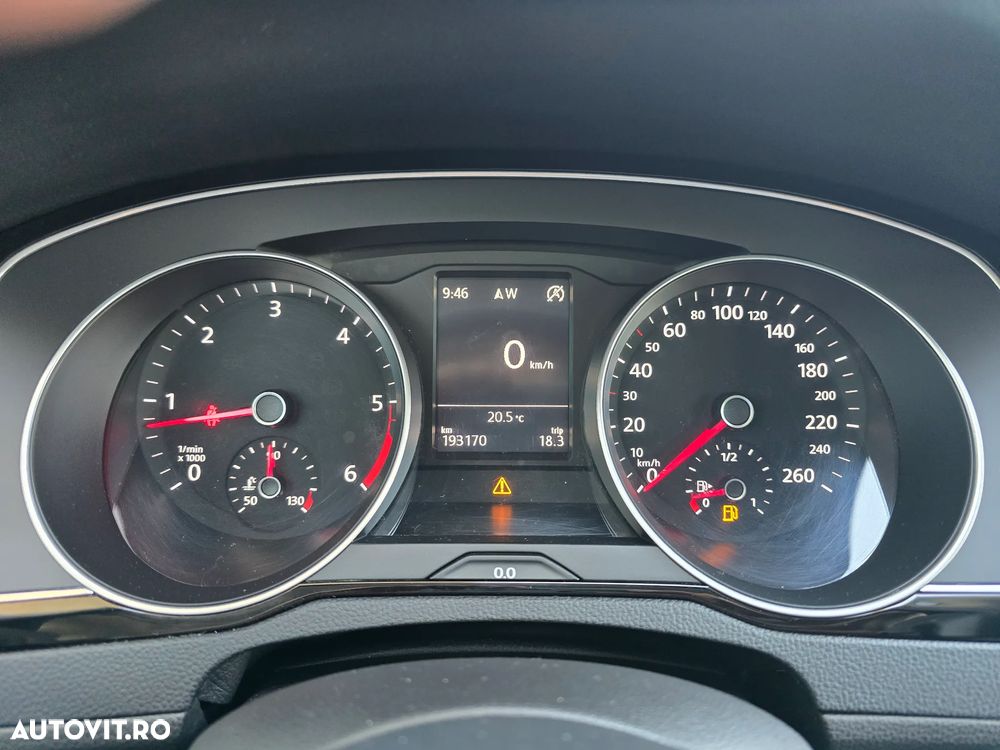 Volkswagen Passat - 25