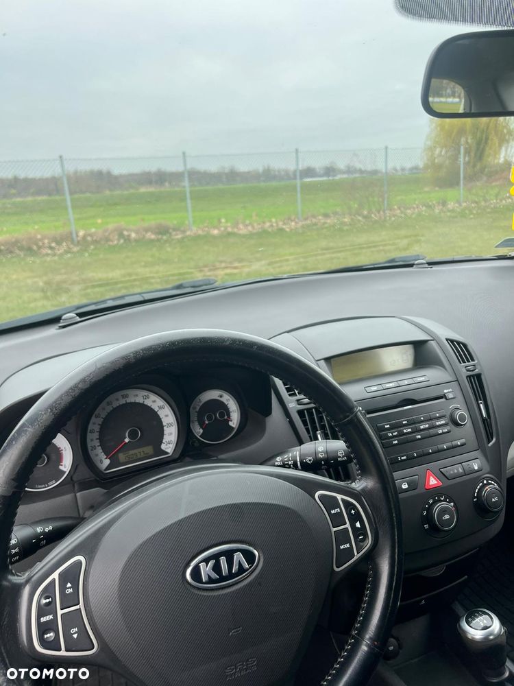 Kia Ceed 1.6 Crdi Comfort - 5