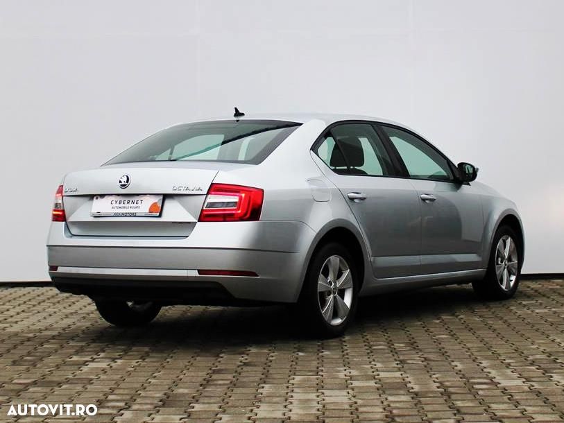 Skoda Octavia 2.0 TDI Ambition - 5