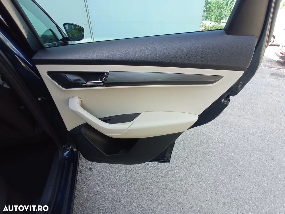 Skoda Karoq 1.5 TSI DSG Style - 24