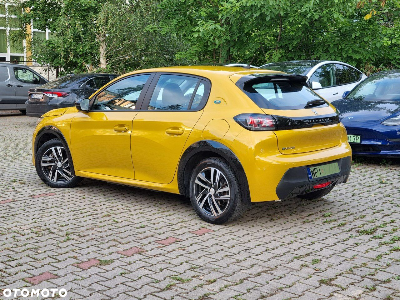Peugeot 208 - 3
