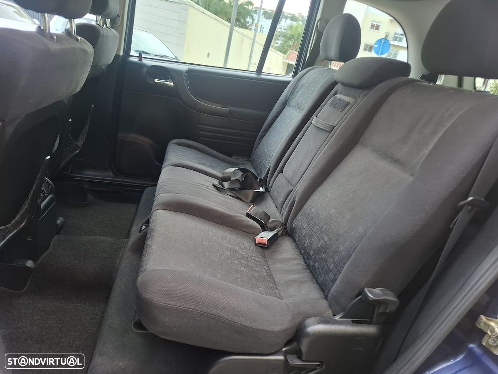 Opel Zafira 2.0 DTi Elegance - 27