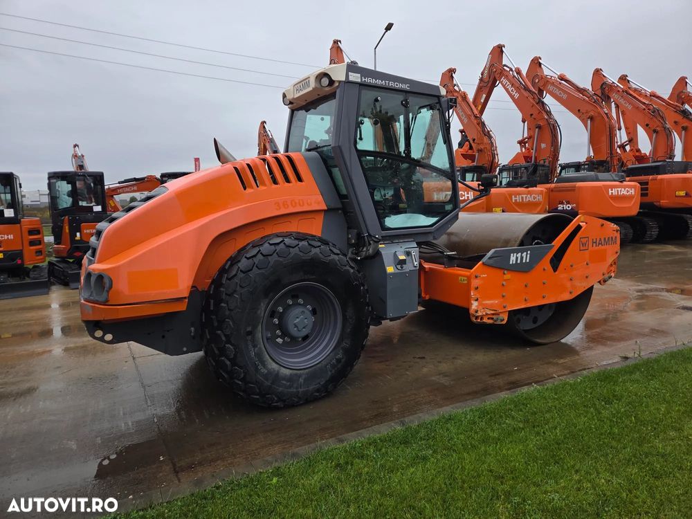 Hamm H11i, 2019, 927h, 13,2 tone, latime tamburi 2,1m, produs in GERMANIA, motor DEUTZ 115CP, Aer conditionat, Lungime 5,9m, anv 90% ok, posibilitate leasing, PROMOTIE 69.900 EUR+Tva - 5