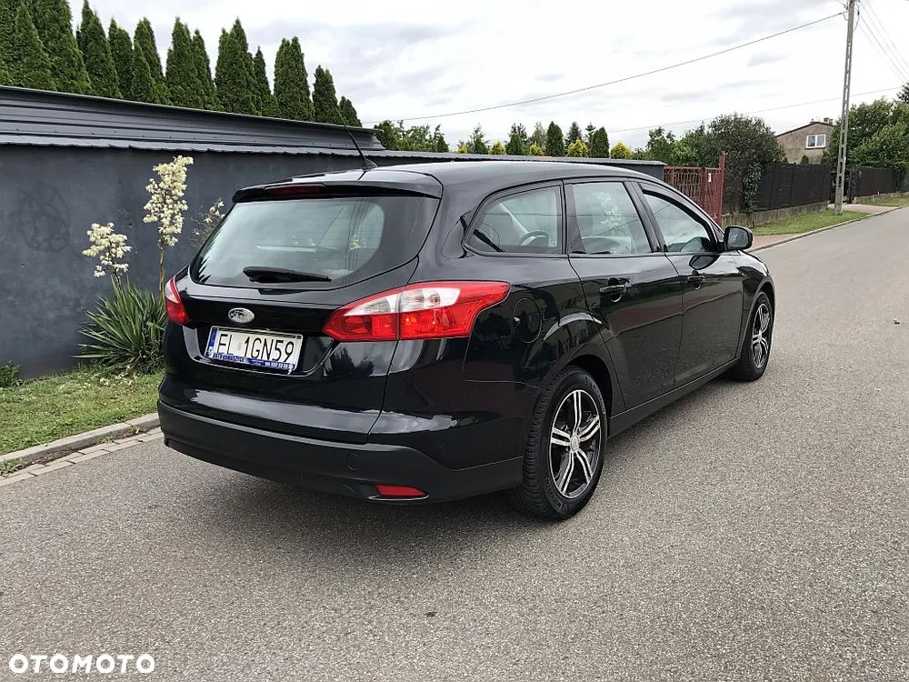 Ford Focus 1.6 Trend - 5