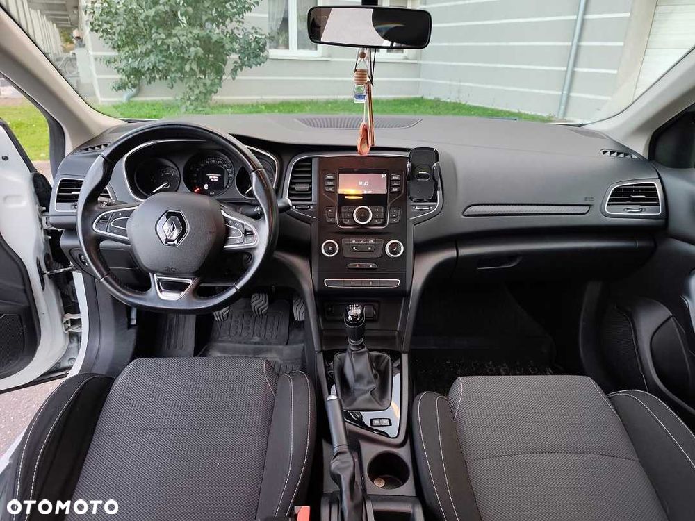 Renault Megane - 5