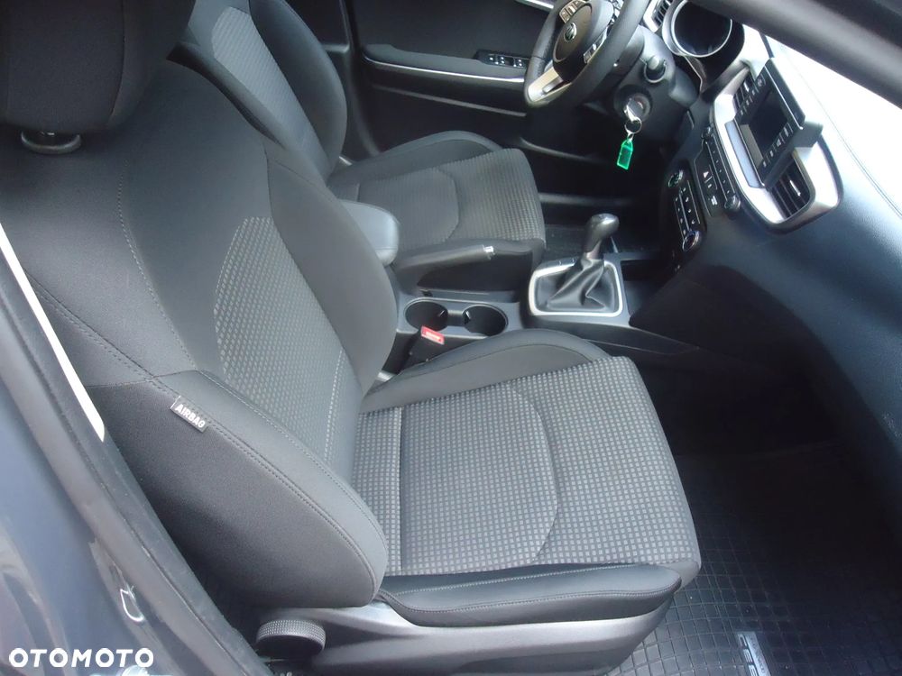 Kia Ceed 1.4 M - 17