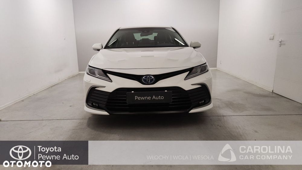 Toyota Camry 2.5 Hybrid Comfort CVT - 22