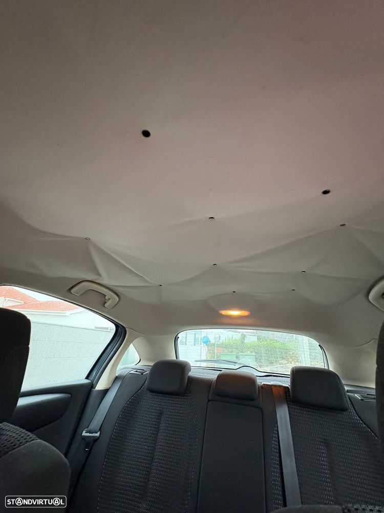 Citroën C4 1.6 HDi SX - 6