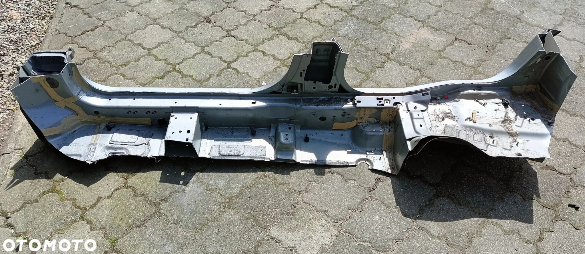 Mondeo MK4 próg lewy prawy kombi kolor: 76 Ford ~ - 4
