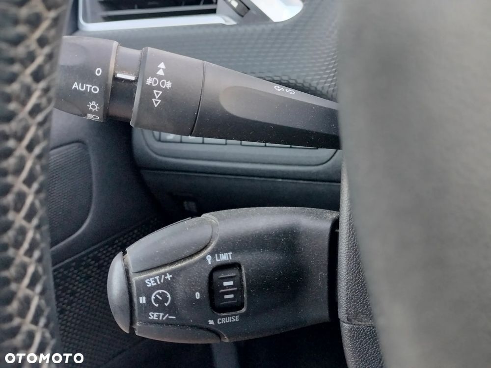 Nissan Qashqai 1.5 dCi DPF acenta - 11