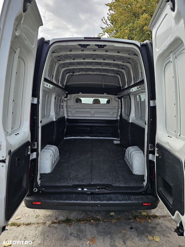 Renault TRAFIC - 17