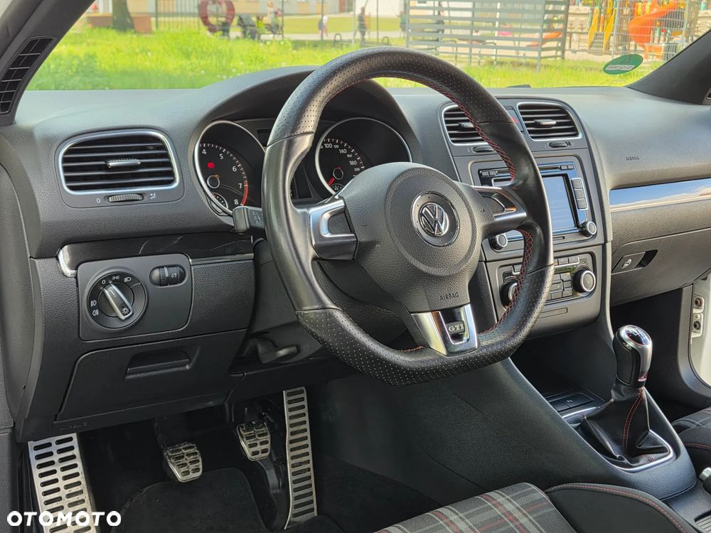 Volkswagen Golf 2.0 GTI - 31