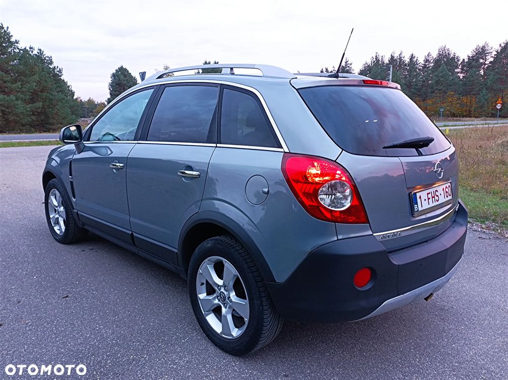 Opel Antara 2010 photo 4