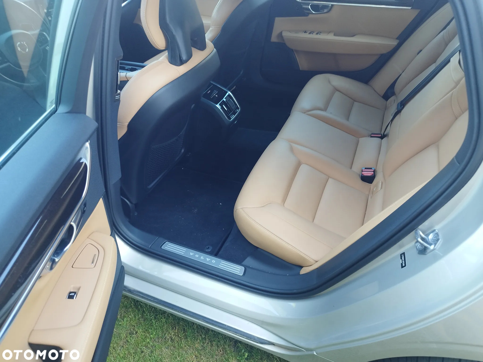 Volvo S90 T6 AWD Momentum - 17