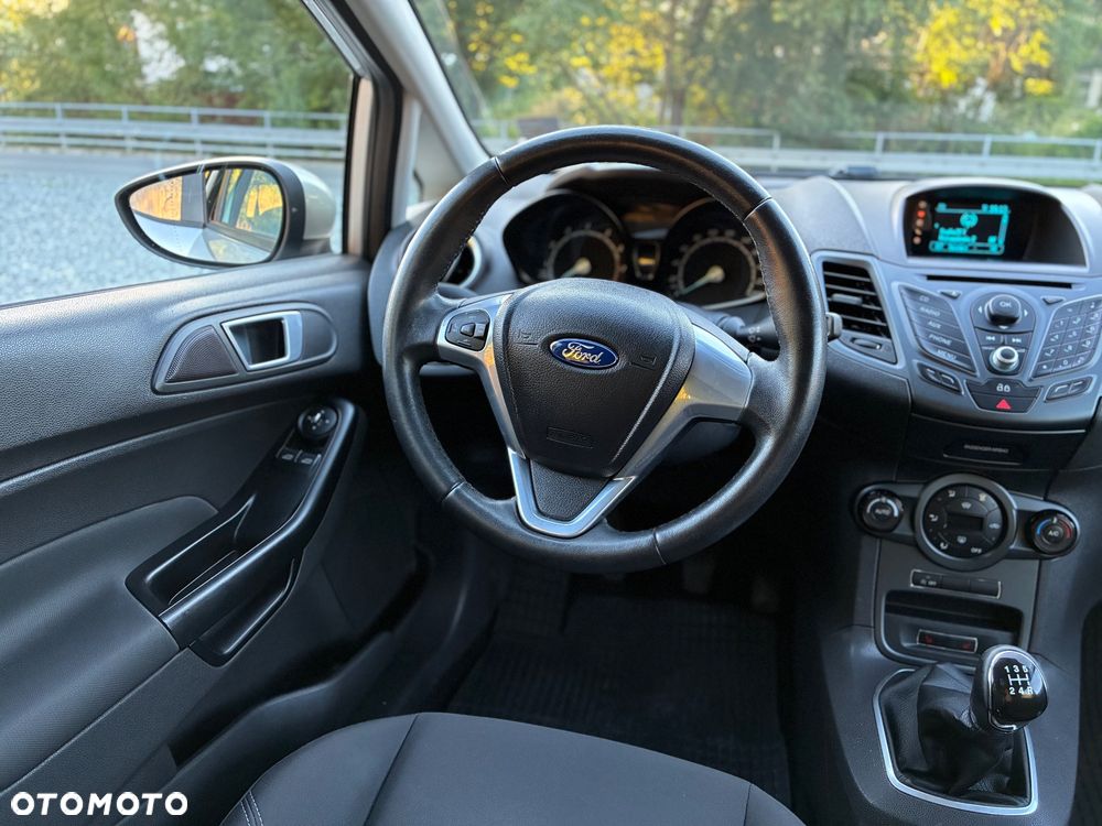 Ford Fiesta 1.0 EcoBoost Titanium - 14