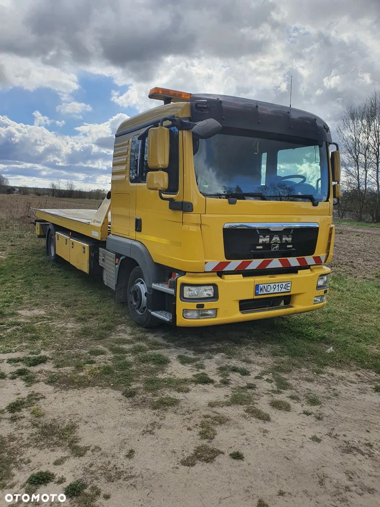 MAN TGL 12.210 - 2