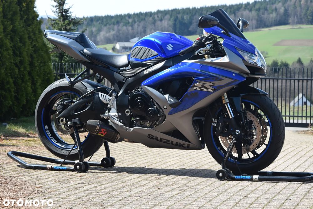 Suzuki GSX-R - 4