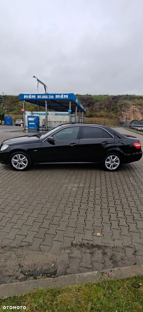 Mercedes-Benz Klasa E 220 CDI BlueEff - 4
