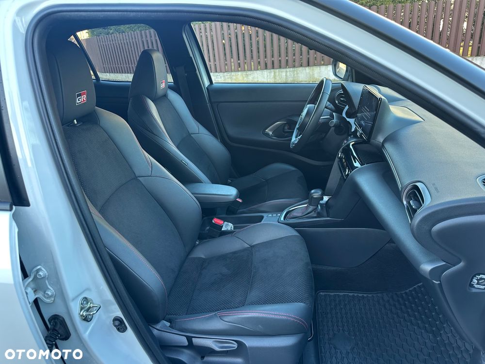 Toyota Yaris Cross 130 1.5 VVT-i GR Sport - 7