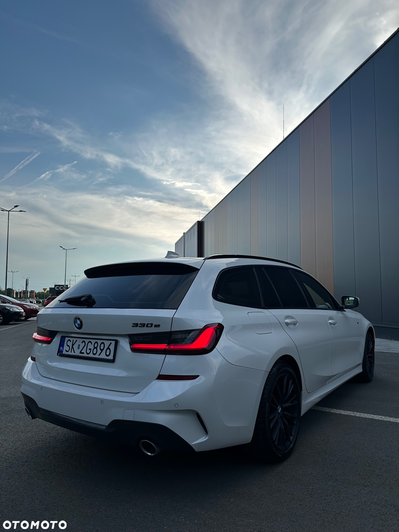 BMW Seria 3 330e M Sport sport - 3