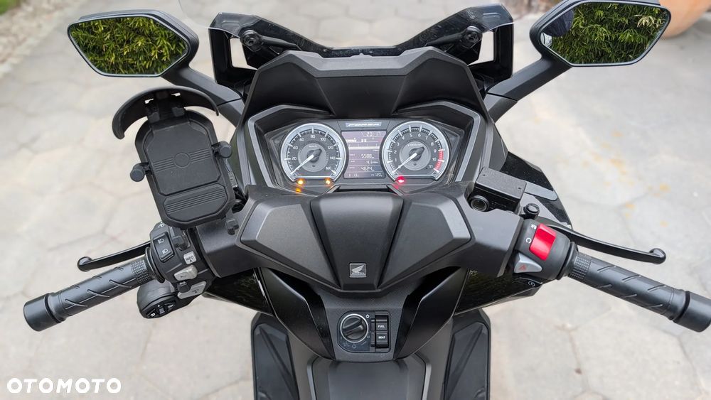 Honda NSS - 6