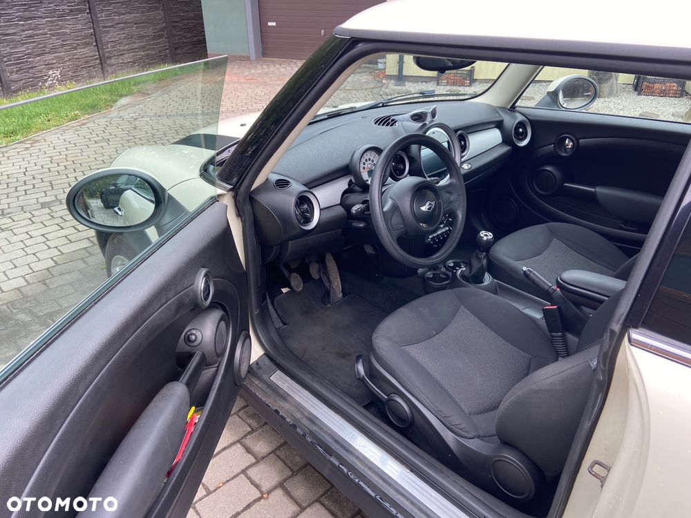MINI ONE Standard - 5