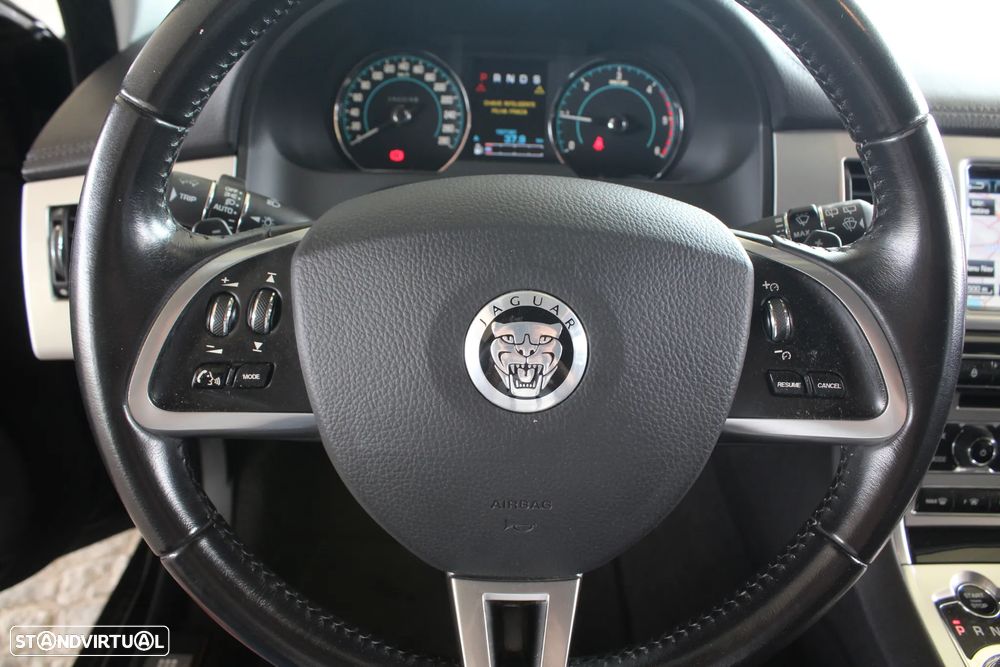 Jaguar XF Sportbrake 2.2 D R-Sport - 50