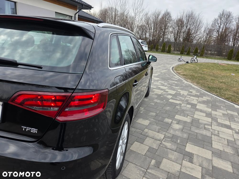 Audi A3 Sportback 1.2 TFSI Attraction - 17
