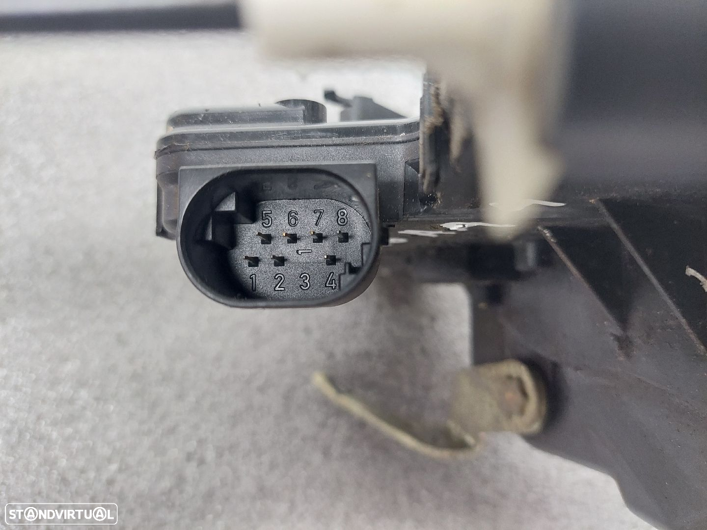 Fecho Porta Frente Dto Bmw 3 (E46) - 5