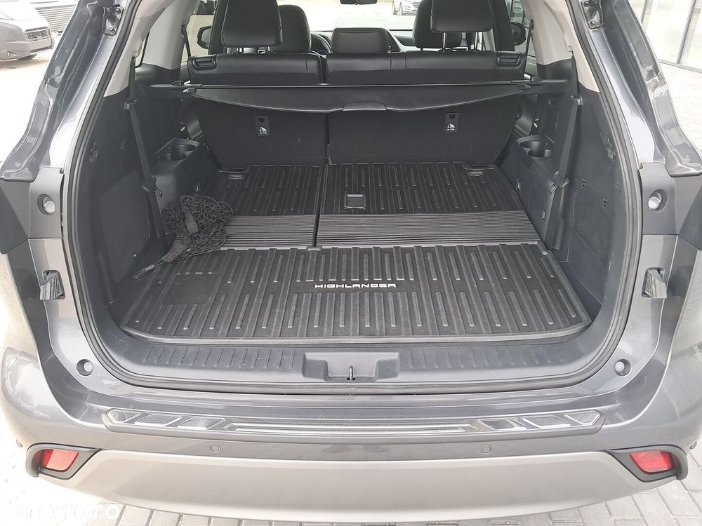Toyota Highlander 2.5 Hybrid Executive - 16