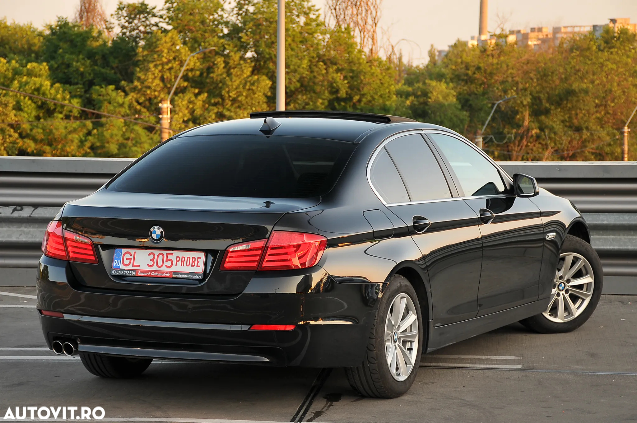 BMW Seria 5 520d - 11