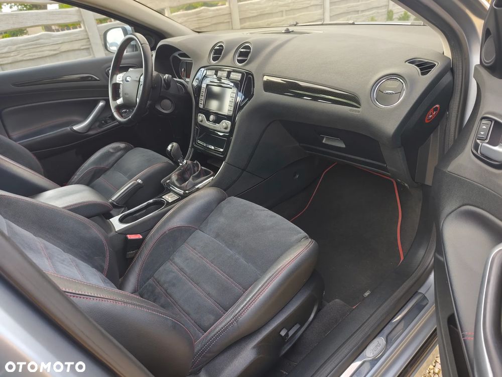 Ford Mondeo 2.2 TDCi Titanium S - 24