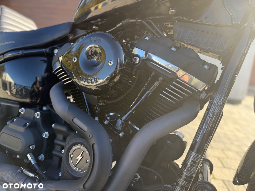 Harley-Davidson Softail Street Bob - 7