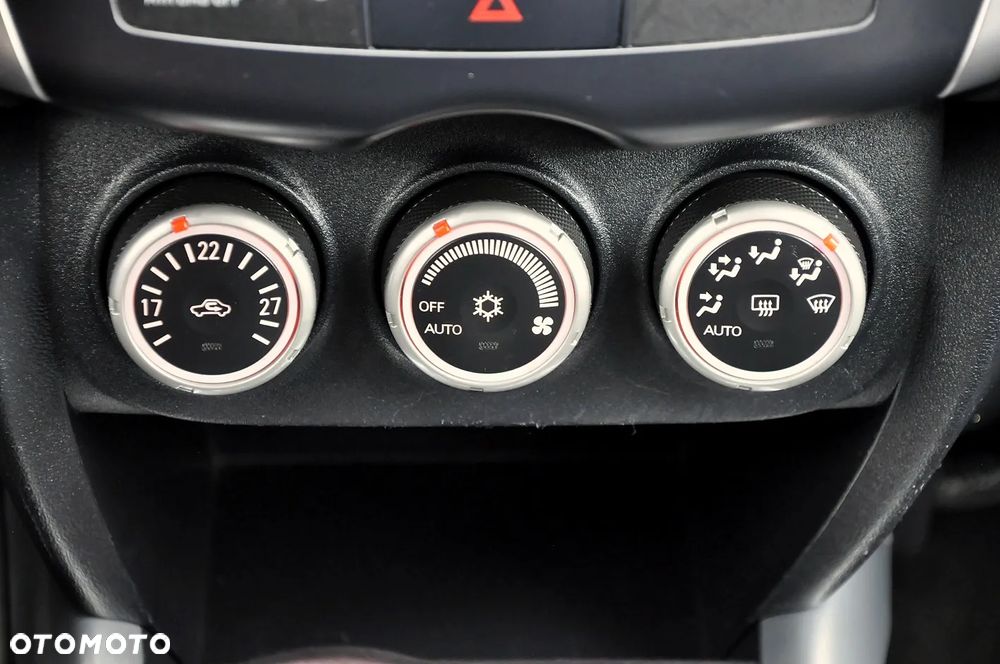 Mitsubishi ASX - 17