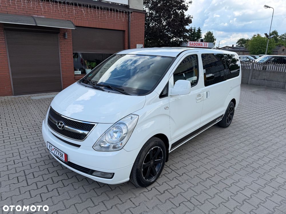 Hyundai H-1 Cargo teilverglast HK - 2