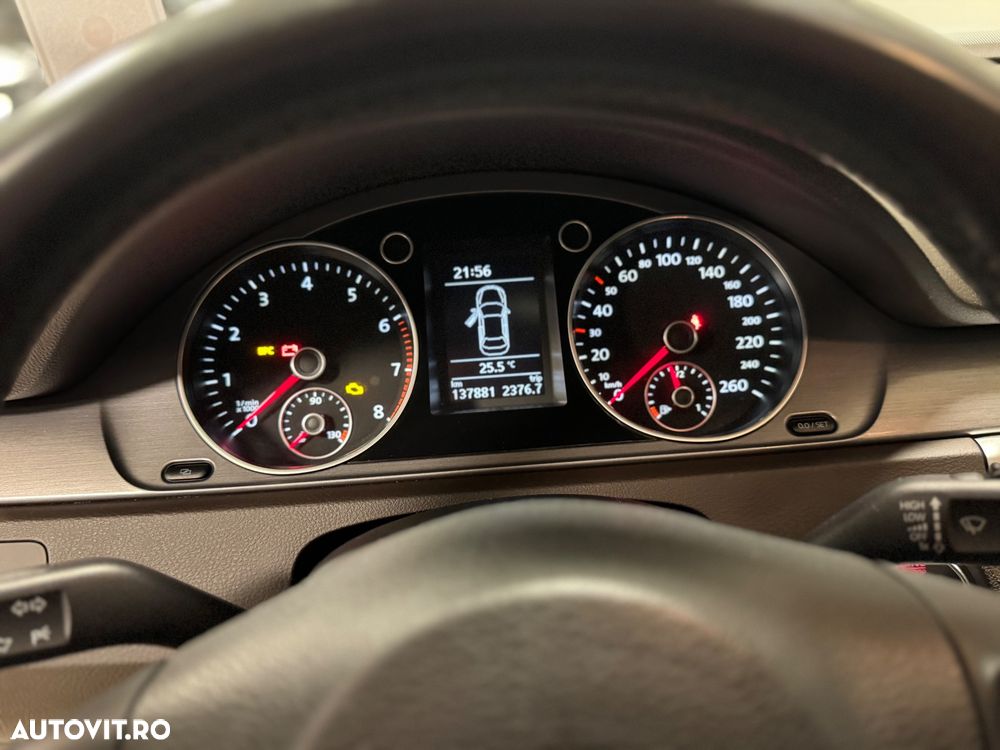 Volkswagen Passat 1.4 TSI BlueMotion Technology Highline - 23