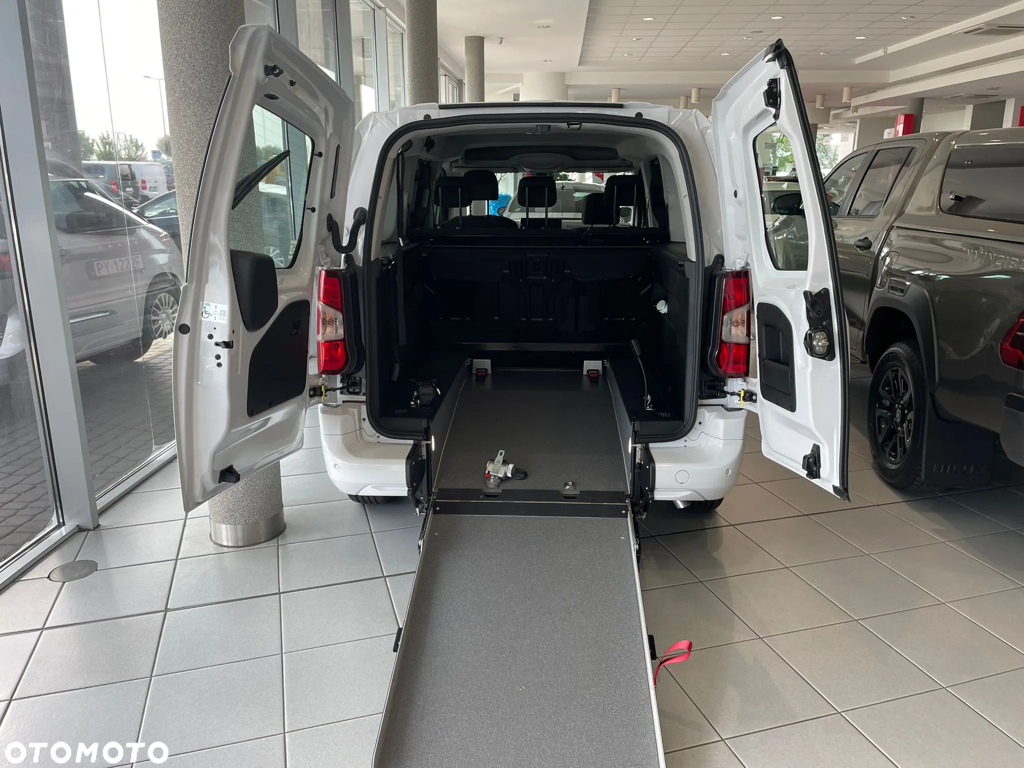 Toyota Proace City - 7