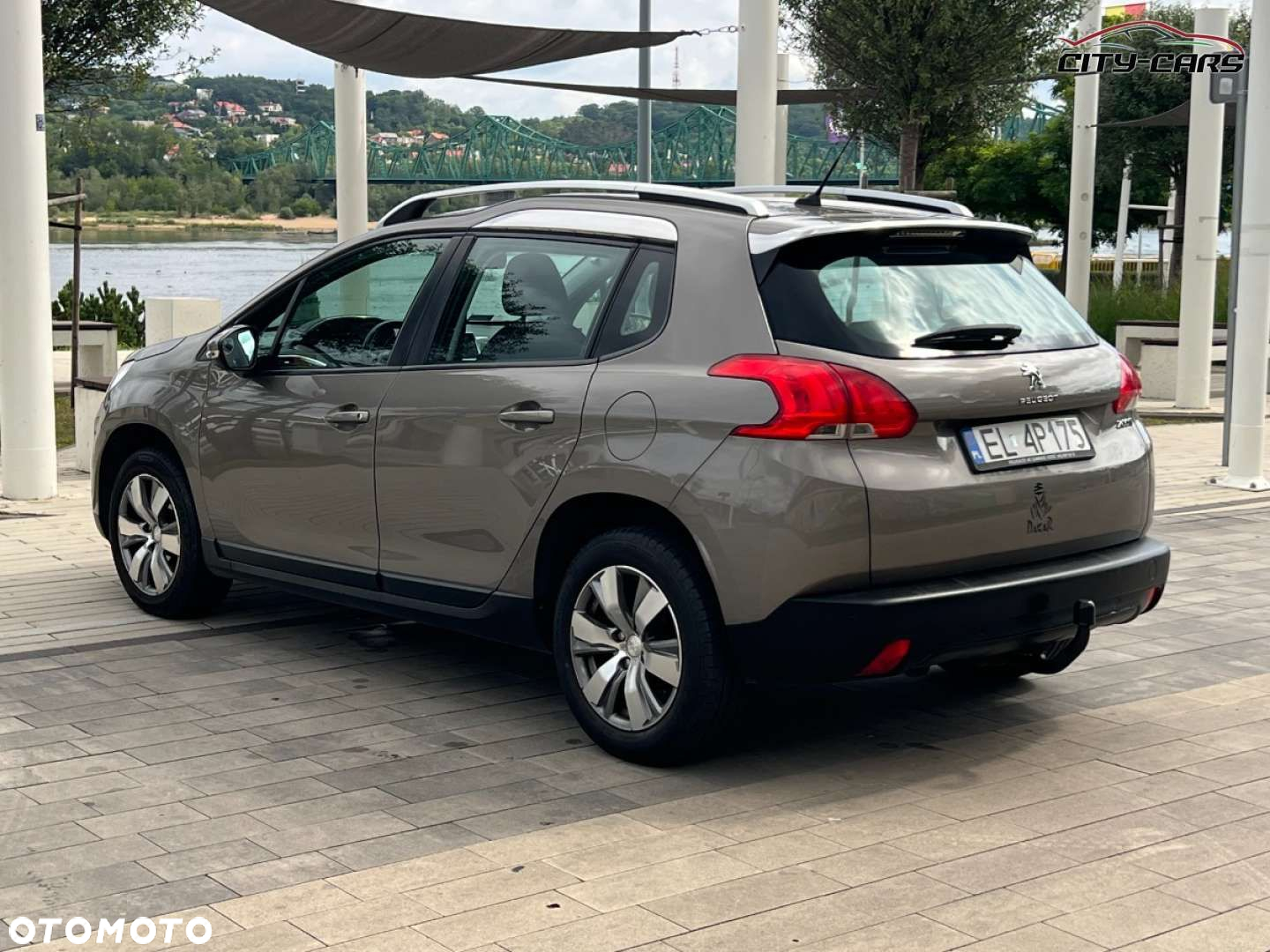 Peugeot 2008 - 25