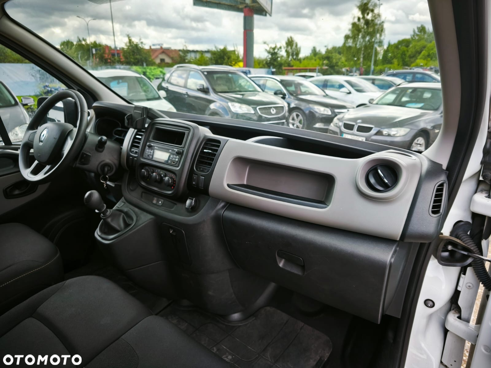 Renault Trafic - 31