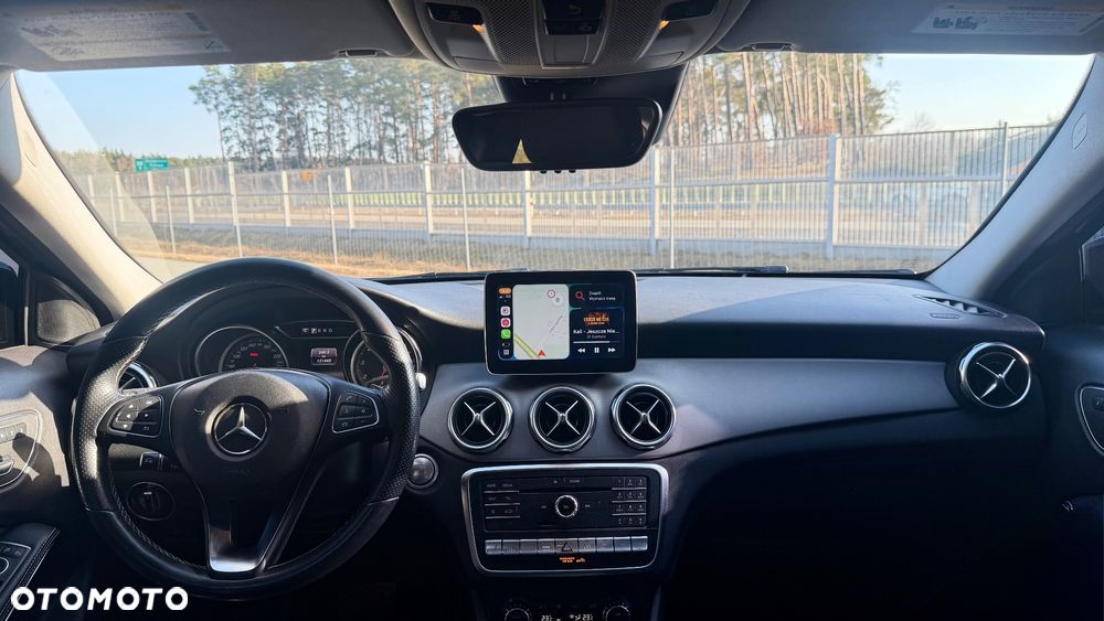 Mercedes-Benz GLA 250 4Matic 7G-DCT AMG Line - 10