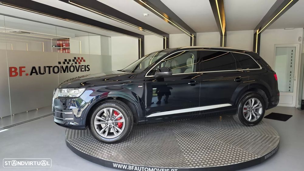Audi Q7 3.0 TDI quattro S-line Tiptronic 7L - 15