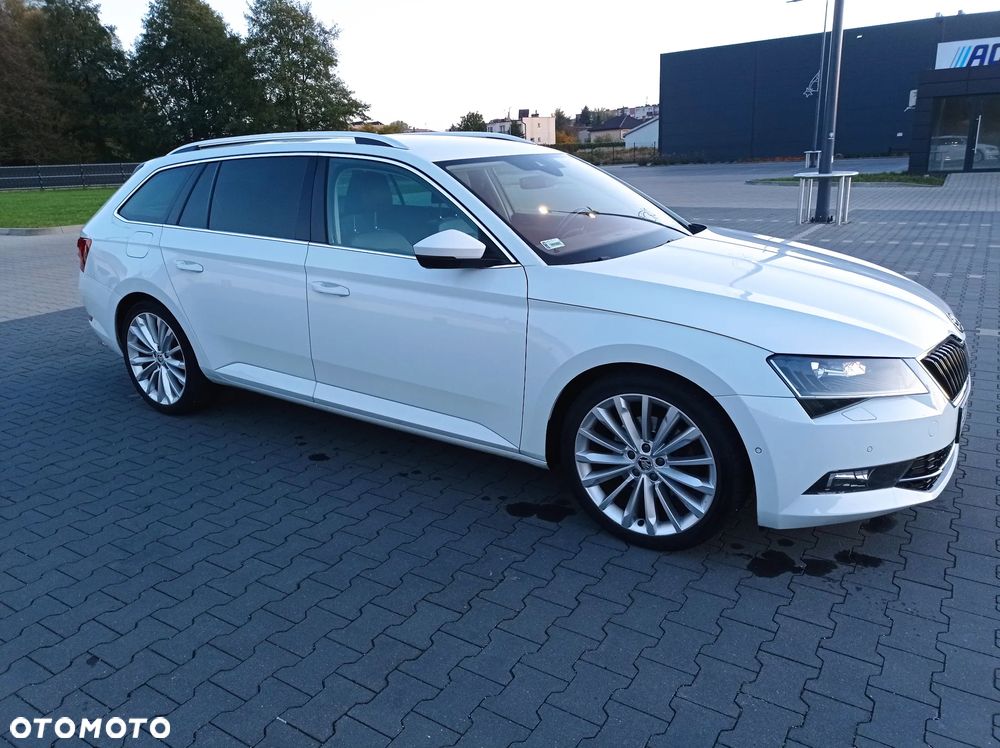 Skoda Superb 2.0 TDI Style - 8