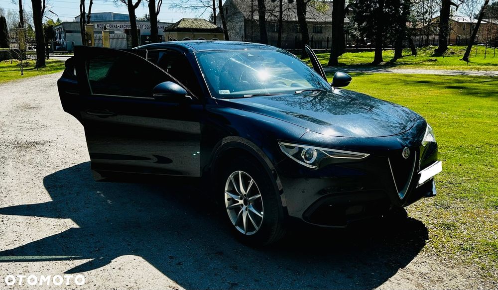 Alfa Romeo Stelvio 2.0 Turbo Executive Q4 - 1