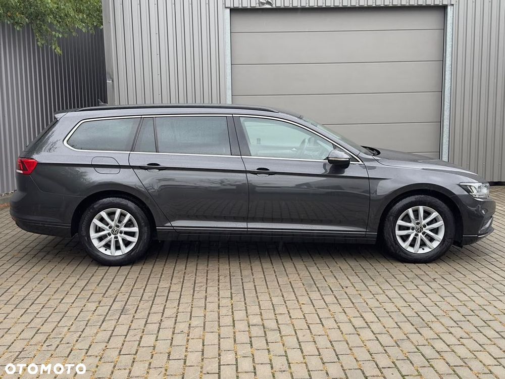 Volkswagen Passat - 7