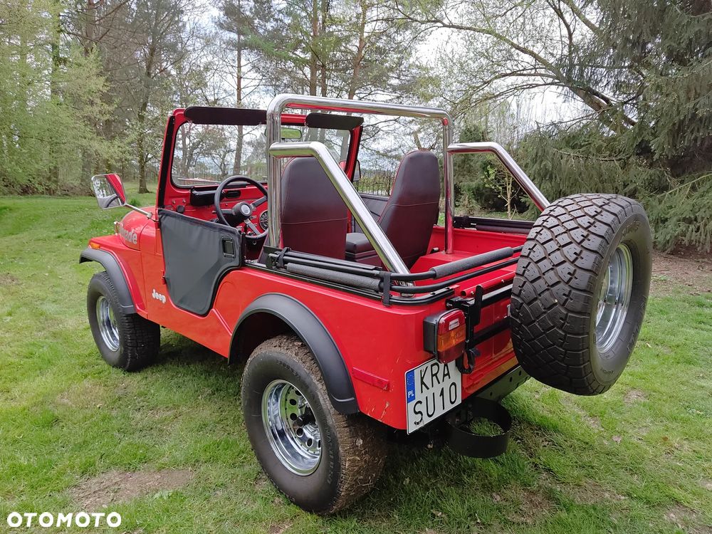 Jeep CJ - 5