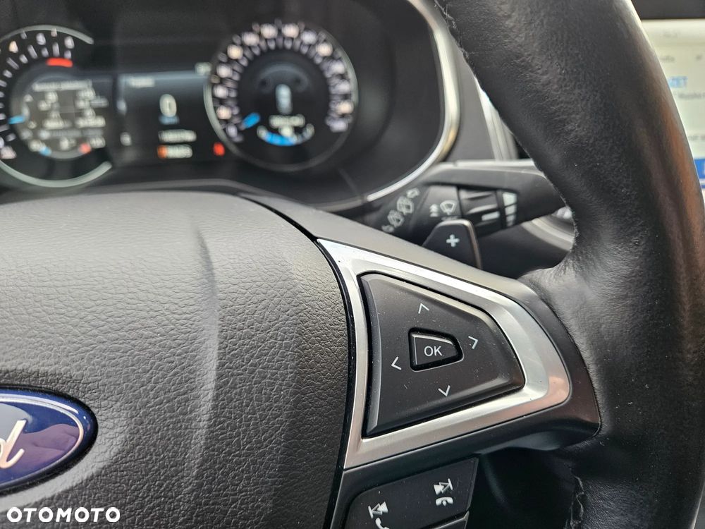 Ford S-Max 2.0 EcoBlue TITANIUM - 19