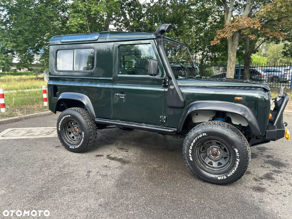 Land Rover Defender 2000 photo 4